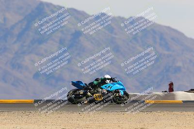 media/Oct-30-2022-CVMA (Sun) [[fb421c3cec]]/Race 11 Amateur Supersport Open/